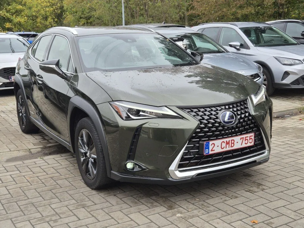 Lexus UX 250h Business 2022 — 1